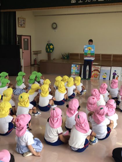 ７月の交通安全教室は「夏休みのお約束」でした。ケガや事故にあわないようにしてくださいね。